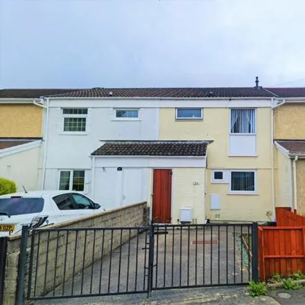 Buy this 2 bed townhouse on Maes Glas Road in Swansea, SA5 8AP