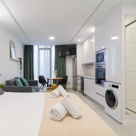 Rent this 1 bed apartment on Las Palmas de Gran Canaria in Calle Lucas Fernández Navarro, 35007 Las Palmas de Gran Canaria