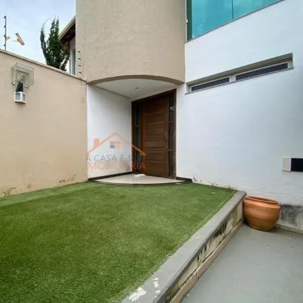 Buy this 4 bed house on Avenida Benjamin Camargo in Sede, Contagem - MG