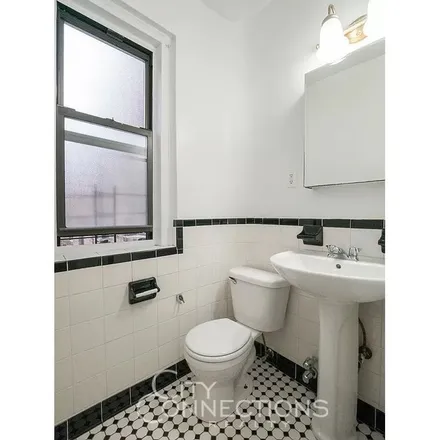 Image 4 - Amsterdam Avenue & West 83rd Street, Amsterdam Avenue, New York, NY 10040, USA - Apartment for rent