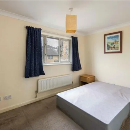 Image 4 - Stuart House, 1 Beaulieu Avenue, London, E16 1TS, United Kingdom - Townhouse for sale