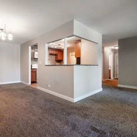 Image 5 - unnamed road, Arlington Heights, IL, USA - Condo for sale