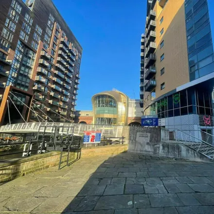 Buy this 2 bed apartment on DoubleTree by Hilton Leeds City Centre in Granary Wharf, 2 Wharf Approach