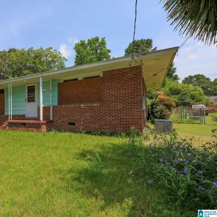 Image 2 - 881 39th Street, Anniston, AL 36201, USA - House for sale