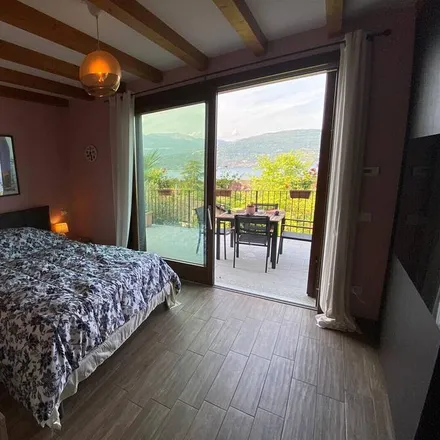 Rent this 3 bed house on Baveno in Via Partigiani, 28831 Romanico VB