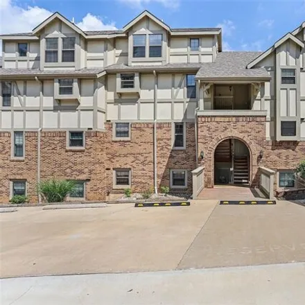 Buy this 2 bed condo on 2244 Canyonlands Drive in Maryland Heights, MO 63043