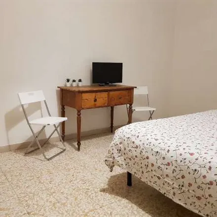 Image 2 - Via della Rondinella, 9/B, 50135 Florence FI, Italy - Apartment for rent