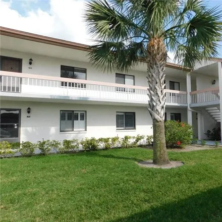 Buy this 2 bed condo on 179 Lakeview Way in Palm Harbor, FL 34677