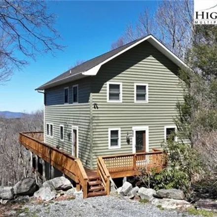 Buy this 3 bed house on 124 Upper Snowbird Trail in Beech Mountain, Beech Mountain