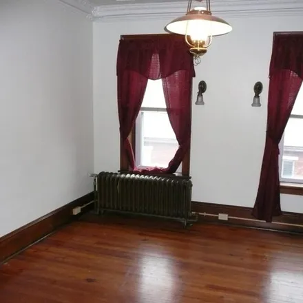 Image 3 - 44 Broadway Street, North Hills, Milton, PA 17847, USA - Apartment for rent