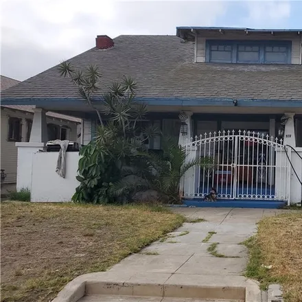 Buy this studio duplex on Tenth Church of Christ Scientist in West 49th Street, Los Angeles