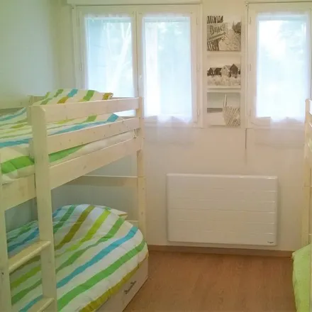 Rent this 2 bed condo on Voie Nouvelle Nord Est in 50380 Saint-Pair-sur-Mer, France