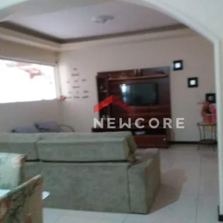 Buy this 8 bed house on Rua São Marcos in Eldorado, Contagem - MG