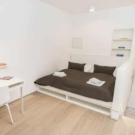Rent this 1 bed apartment on 1090 Gemeindebezirk Alsergrund
