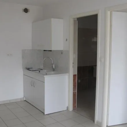Rent this 2 bed apartment on D 674 in 88300 Neufchâteau, France
