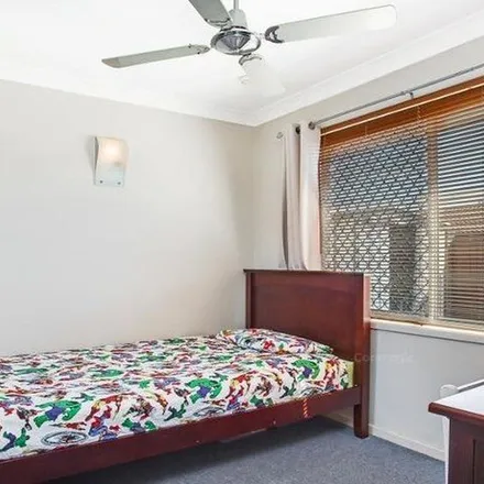 Rent this 3 bed apartment on Oasis Crescent in Elanora QLD 4223, Australia
