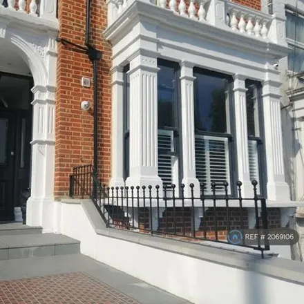 Image 3 - 27 Endymion Road, London, N4 1EE, United Kingdom - House for rent