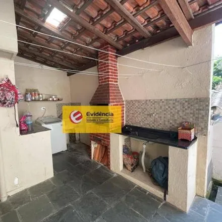 Buy this 2 bed house on Rua Turiaçú in Vila Alice, Santo André - SP