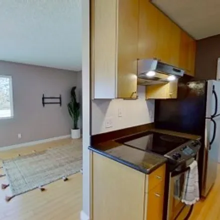 Buy this 1 bed apartment on #17,1300 Northeast 68Th Avenue in Southeast Uplift, Portland