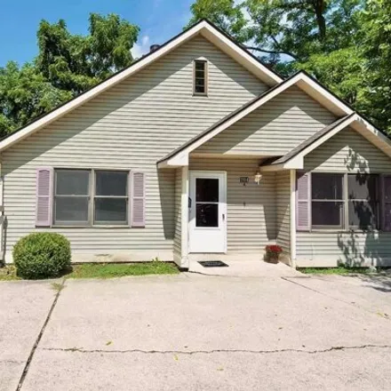 Rent this 4 bed house on 615 West 15th Street in Bloomington, IN 47404