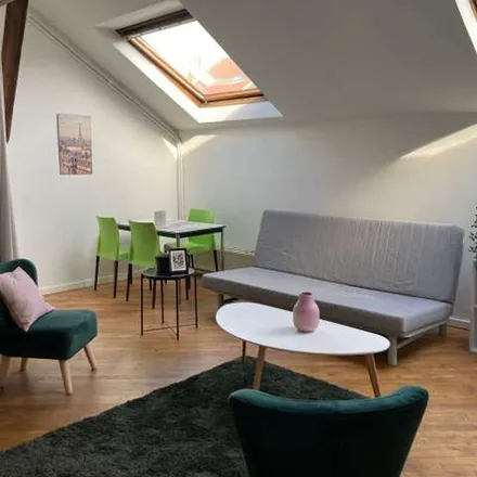 Rent this 1 bed apartment on Rue Cornet de Grez - Cornet de Grezstraat 4 in 1210 Saint-Josse-ten-Noode - Sint-Joost-ten-Node, Belgium