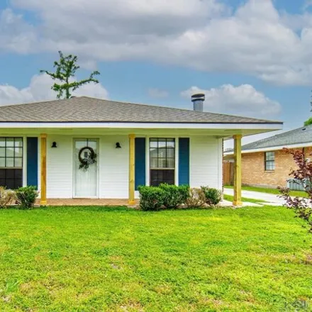 Buy this 3 bed house on 607 Holiday Dr in Houma, Louisiana