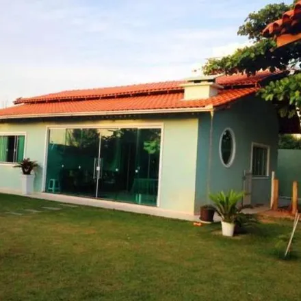 Rent this 2 bed house on Brava Ocean Grill in Avenida Doutor José Medeiros Vieira, Praia Brava