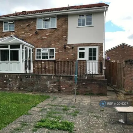 Rent this 6 bed house on 5 Kite Hay Close in Bristol, BS16 1UW