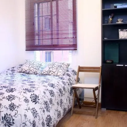 Rent this 1 bed apartment on Calle Dalmacia in 3, 14007 Córdoba