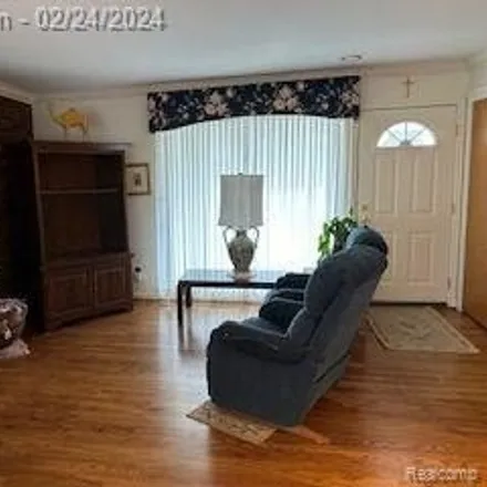 Image 9 - 25464 Kennedy Street, Dearborn Heights, MI 48127, USA - House for sale