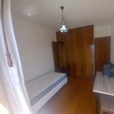 Rent this 2 bed apartment on Rua da Feira in 4435-006 Rio Tinto, Portugal
