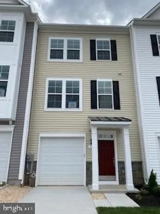 Image 2 - Soar Drive, Martinsburg, WV 25404, USA - Townhouse for sale