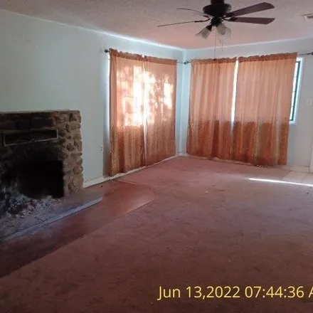 Image 2 - 9823 East Avenue S 4, Los Angeles County, CA 93543, USA - House for sale
