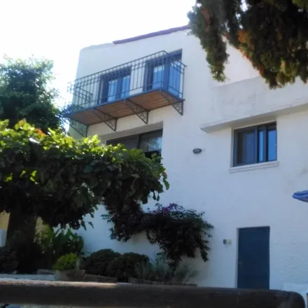 Buy this 2 bed house on Δημαρχείο Χανίων in Κυδωνίας 29, Chania