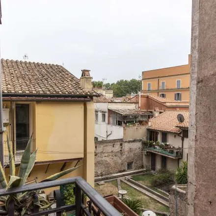 Image 5 - John Cabot University - Tiber Campus, Via della Renella, 00153 Rome RM, Italy - Apartment for rent