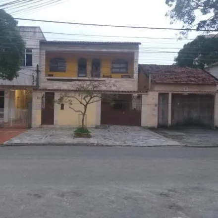 Buy this 5 bed house on Avenida Vicente de Carvalho 910 in Vila Kosmos, Zona Norte do Rio de Janeiro - RJ