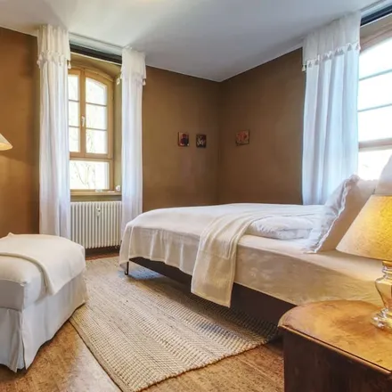 Rent this 4 bed apartment on Evangelisches Seniorenpflegeheim Sehmatal in Wohngebiet Ernst Thälmann 25, 09465 Cranzahl