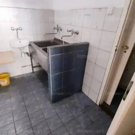 Rent this 1 bed apartment on kürtőskalács in Budapest, Andrássy út