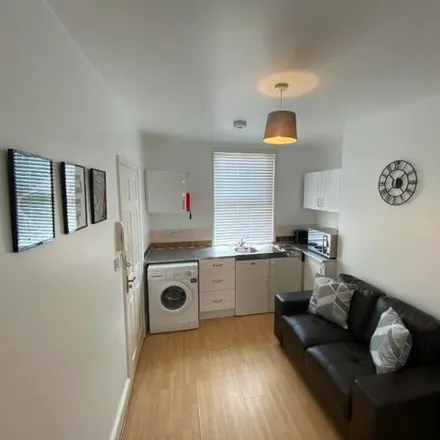 Image 5 - 53 Grafton Street, Coventry, CV1 2HX, United Kingdom - Apartment for rent