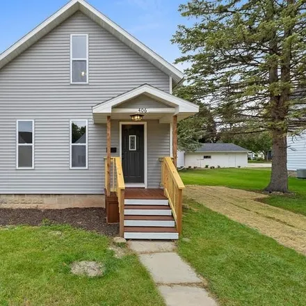 Buy this 3 bed house on 406 West 6th Street in Kaukauna, WI 54130