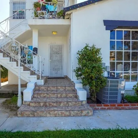 Image 3 - South Bronson Avenue, Los Angeles, CA 90018, USA - House for sale