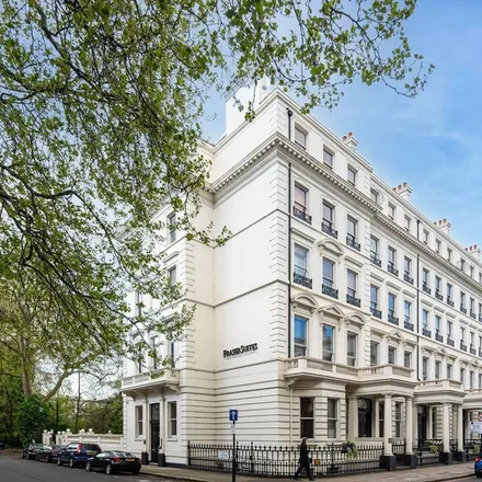 Rent this studio apartment on Stanhope Gardens in London, SW7 5RG