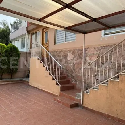 Buy this 5 bed house on Privada Montañas Rocallosas in Colonia Lomas Verdes 4ta Sección, 53120 Naucalpan de Juárez