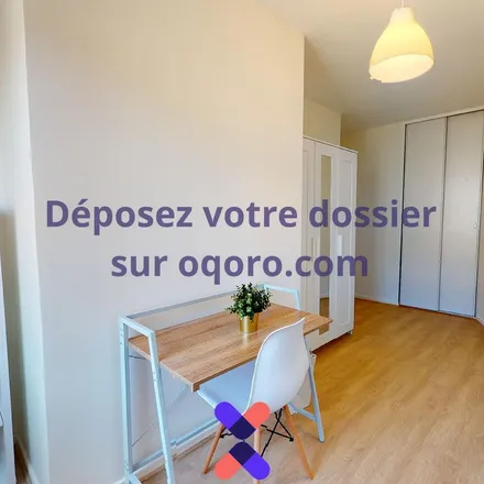 Rent this 5 bed apartment on 132 Cours Tolstoï in 69100 Villeurbanne, France