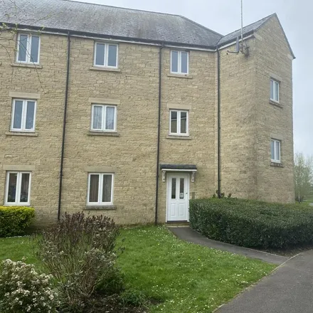 Rent this 2 bed apartment on 70 Oake Woods in Gillingham, SP8 4QS