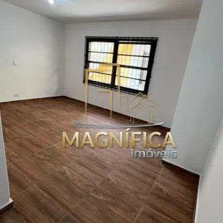 Rent this 4 bed house on Rua Roberto Lobo 211 in Guabirotuba, Curitiba - PR