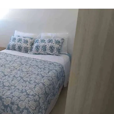 Rent this 2 bed apartment on Londrina