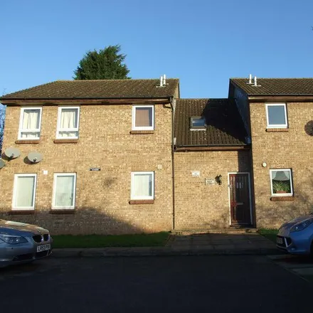 Rent this studio apartment on 9 Cotswold Court in Beeston, NG9 3LJ