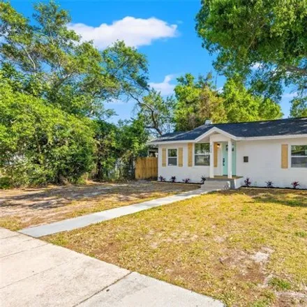 Image 2 - 4144 12th Avenue South, Saint Petersburg, FL 33711, USA - House for sale