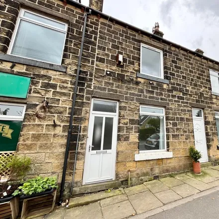 Rent this 2 bed townhouse on Interior Inspirations in Otley Road, Bingley